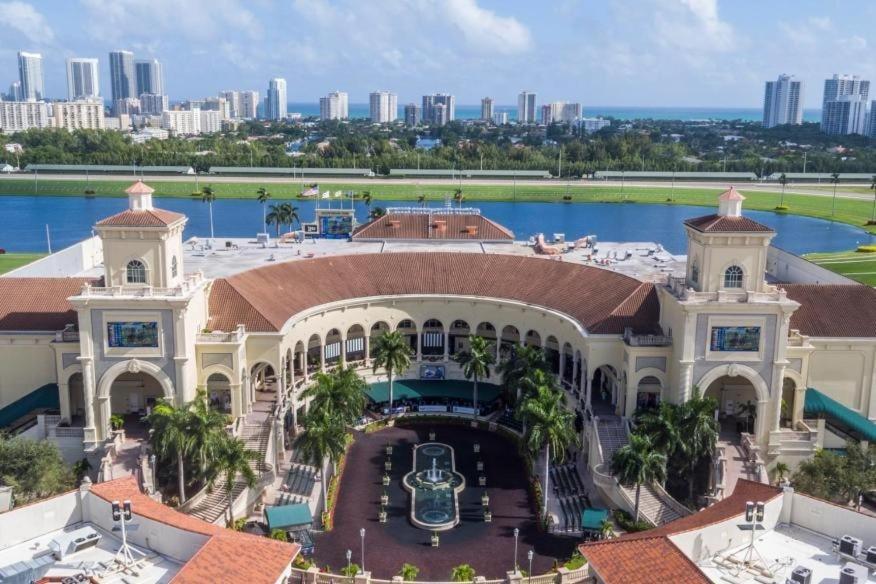 Hallandale Holiday Retreat Hollywood Boardwalk 哈兰代尔海滩 外观 照片